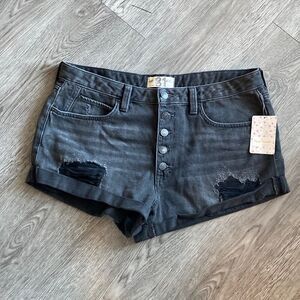 - NWT - Free people black mambo jean shorts - size 31